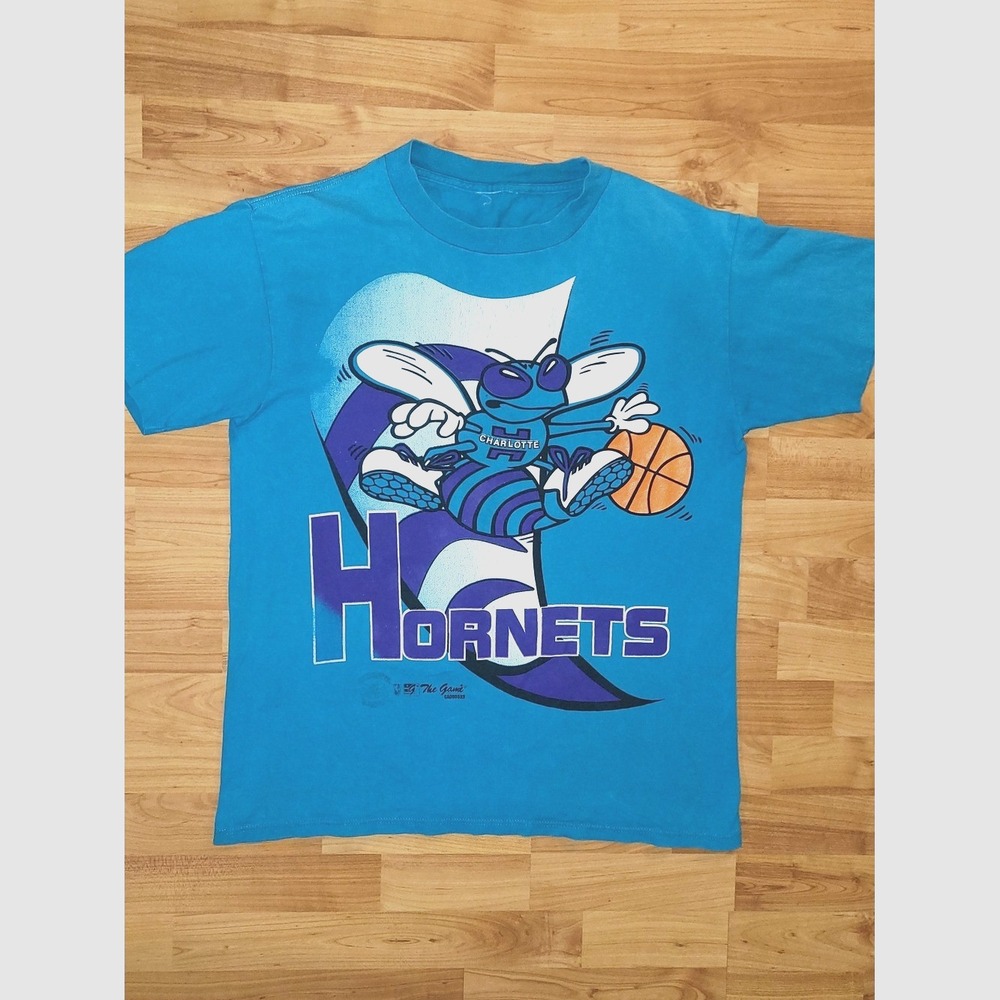 Vintage 90s Charlotte Hornets Teal Basketball Graphic Tee, Large